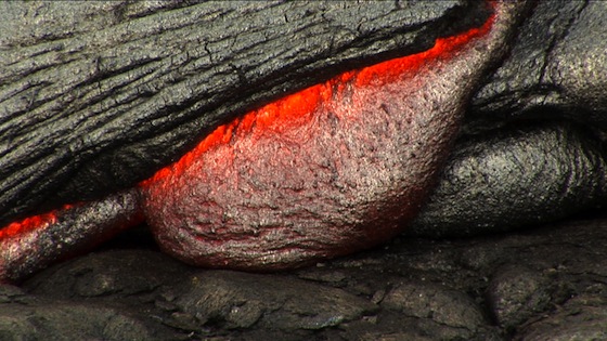HONOLULU Magazine: Living on Lava